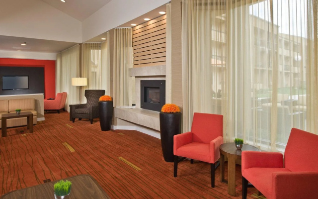 Courtyard by Marriott Raleigh/Cary