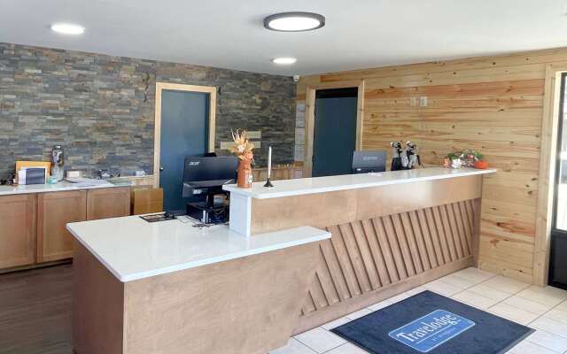 Travelodge by Wyndham Pigeon Forge Dollywood Lane