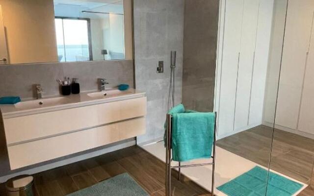 The View Luxury Vacation Penthouse 1