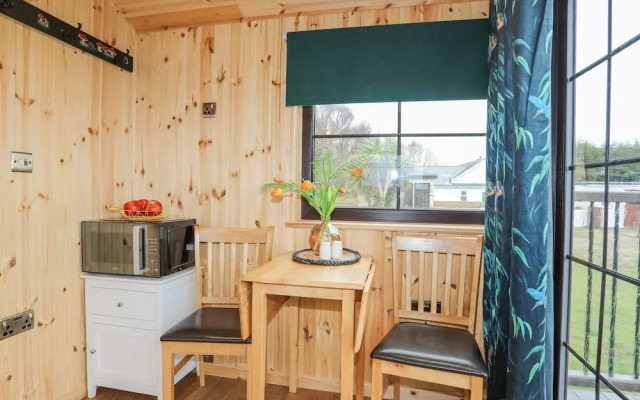Tal Sarn Shepherd Hut