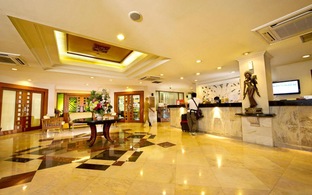 Puri KIIC Golf View Hotel