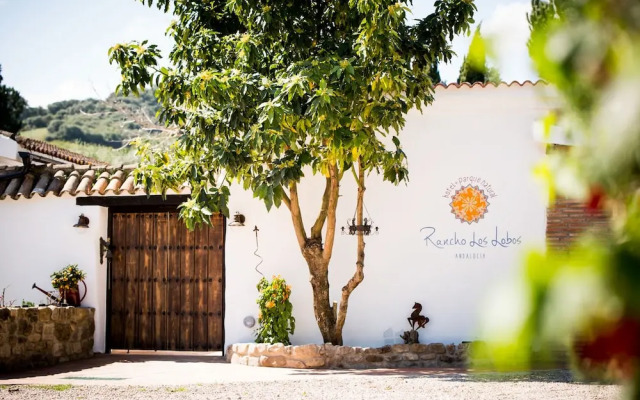 Hotel Rancho Los Lobos