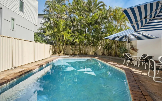 3 Bedroom Miami Oceanfront Apartment