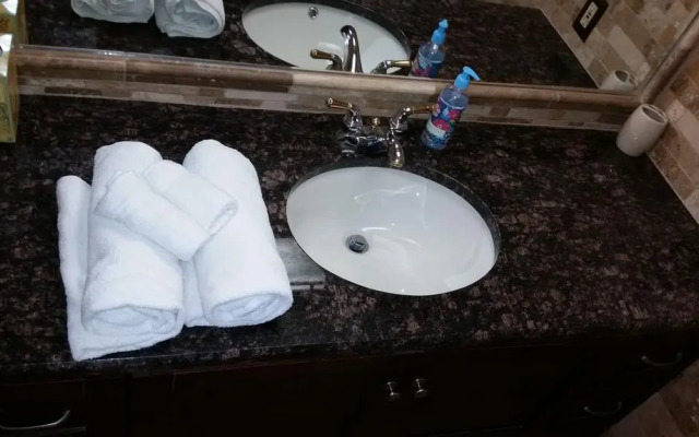 Mendelbaum Winery Loft West