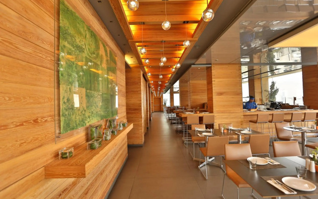 ALQasr Metropole Hotel