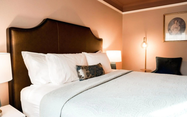 Columbia Gorge Hotel and Spa