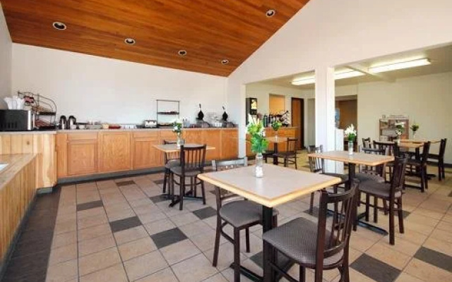 FairBridge Inn & Suites & Big Sky Conference Center Missoula