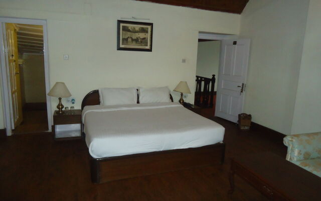 The Earl's Court, Nainital