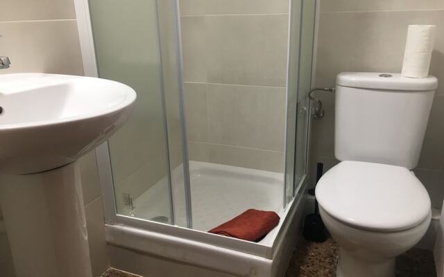 Amplio y Luminoso Piso Céntrico