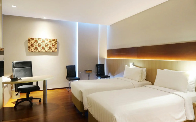 Ra Premiere Simatupang