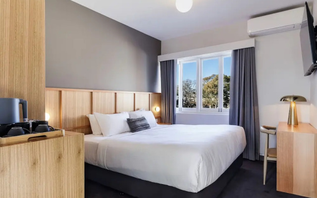 Kingsgrove Hotel