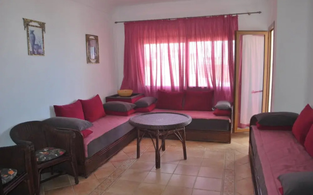 Marina Beach CHW Apartment