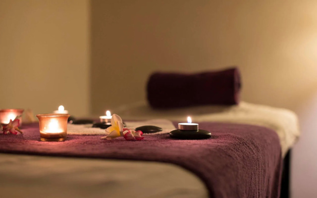 DoubleTree by Hilton Hotel Dar es Salaam - Oyster Bay