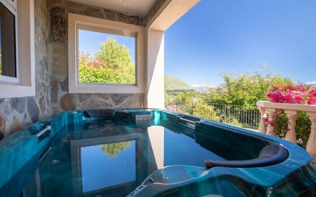 The Manor - Wanaka Unlocked