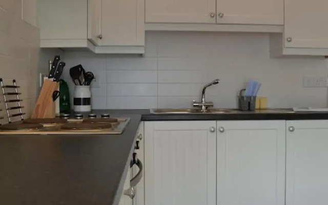 2 Bedroom Apartment + Sea View