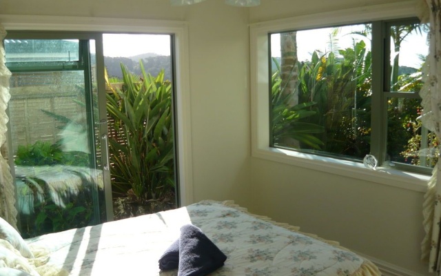 Swallows Nest Accommodation – Guest Rooms – Paihia
