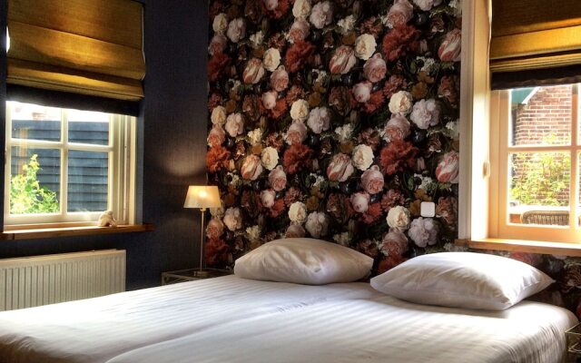 Hotel West Inn