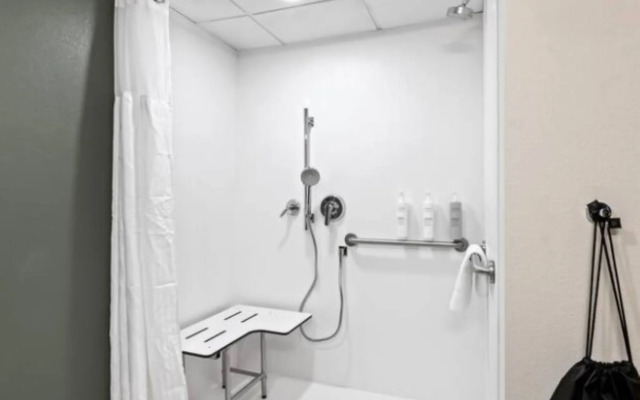 Spark by Hilton Bensalem Philadelphia