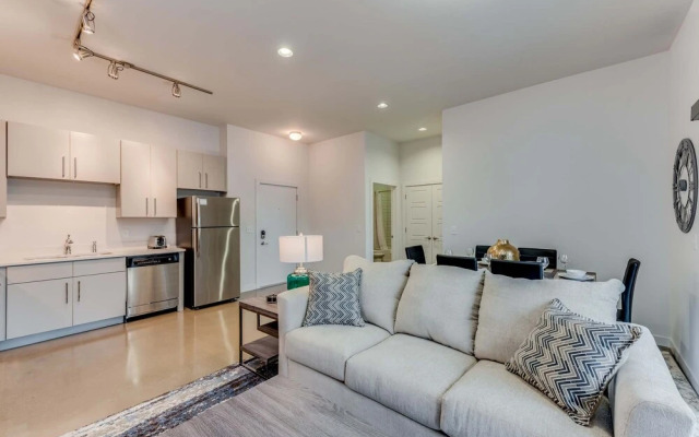 Stay Alfred at The James