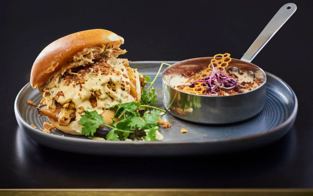 Gatsby Hotel & Restaurant by Happyculture