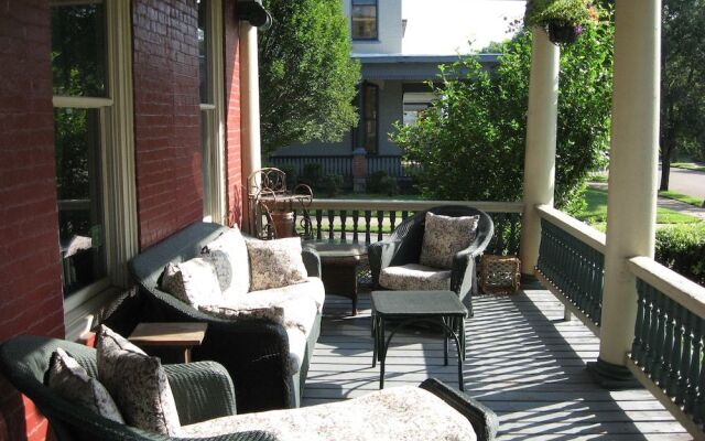 Bayberry House Bed & Breakfast