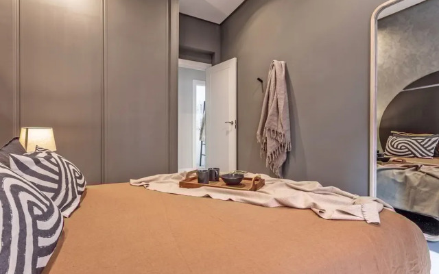 Gobi - 1 Bedroom and Office in Chamber