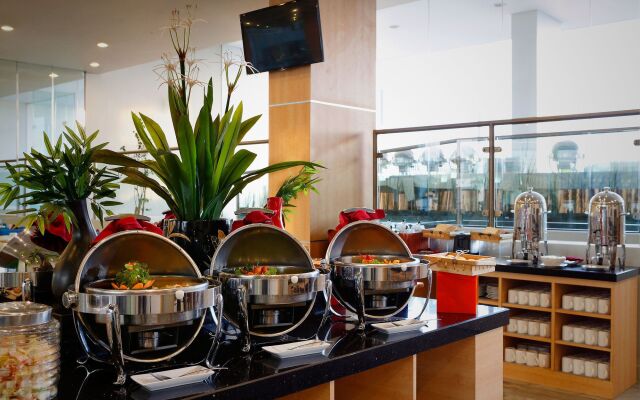 BATIQA Hotel & Apartments Karawang