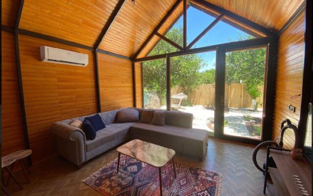 Fabulous Bungalow With Jacuzzi in Konyaalti