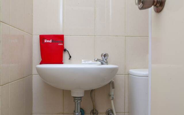 RedDoorz Apartment @ Tamansari Panoramic Soekarno