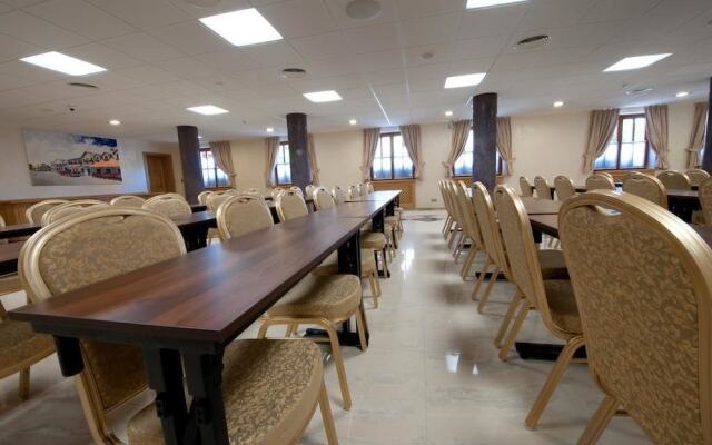 Hotel Karpatsky Dvor