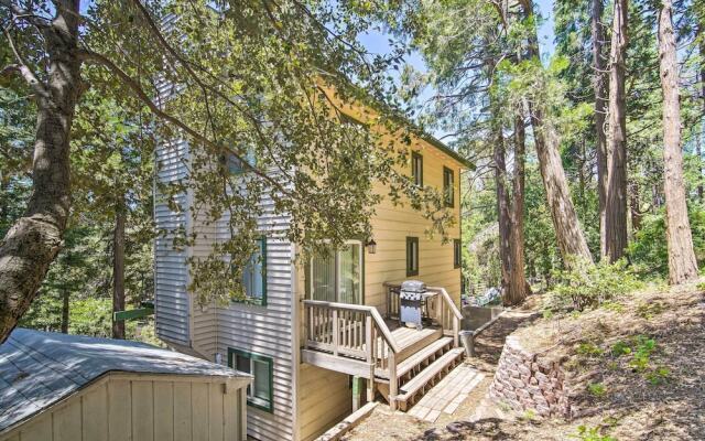 Cozy Crestline Getaway ~ 2 Mi to Lake Gregory