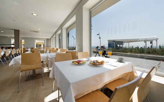 Hotel 4R Miramar Calafell