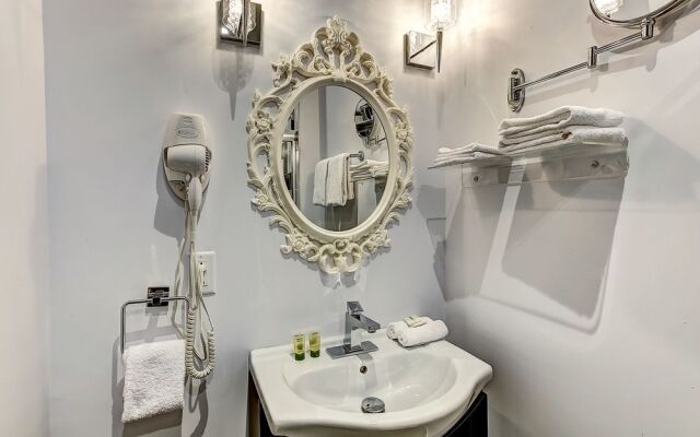 Bouticroom Studios Museums Premiumstays