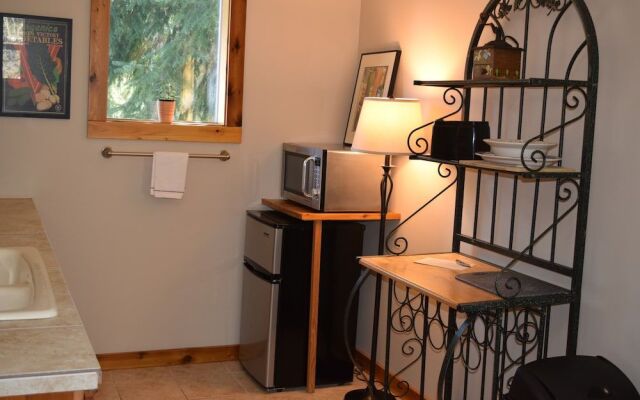 The Bluff on Whidbey B&B