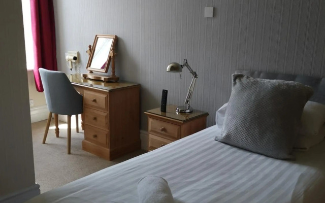 Newton House Hotel