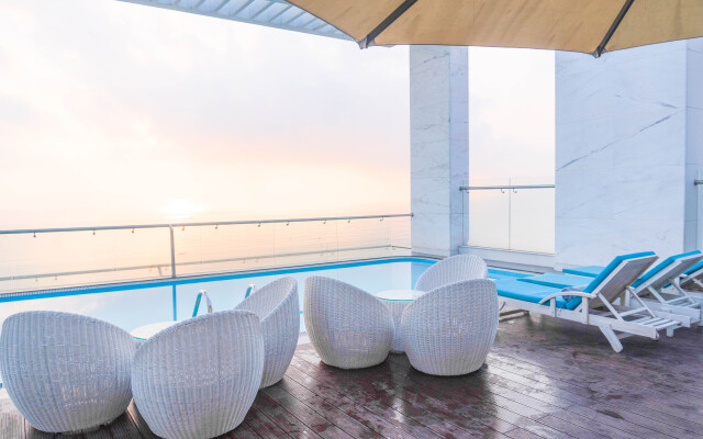 Le Hoang Beach Hotel Danang
