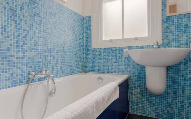 2 Bedroom Home in White City Shepherds Bush