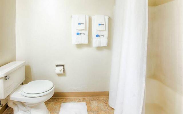 Dupont Circle Apartment