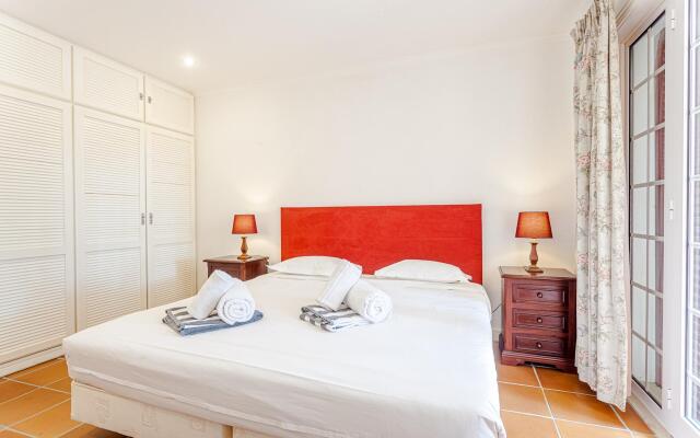 Villa Aster (AL) in Herdade da Aroeira
