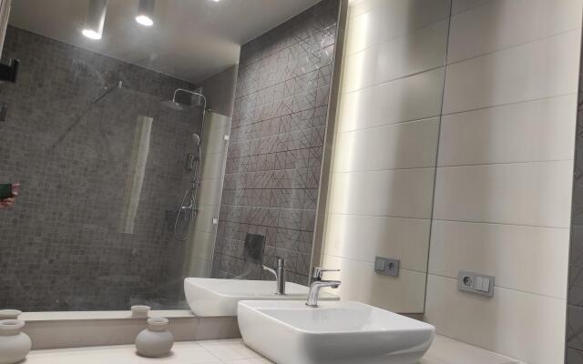 Vgosti на улице Партизана Железняка