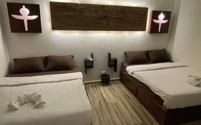 Sahara Pyramids Inn