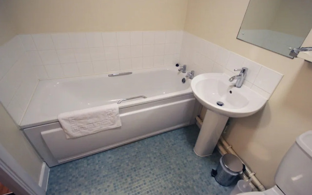 iStay - The Pinnacle