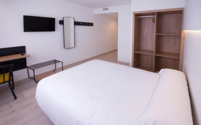 U-Hotel Dario Lugo