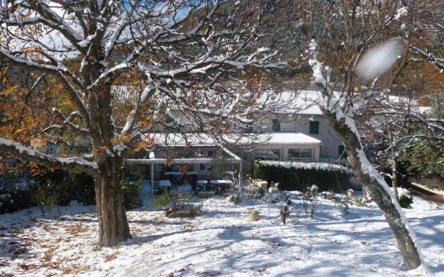 Hôtel Restaurant Le Lachens