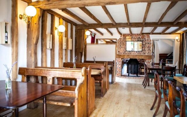 The Horse & Cart Inn