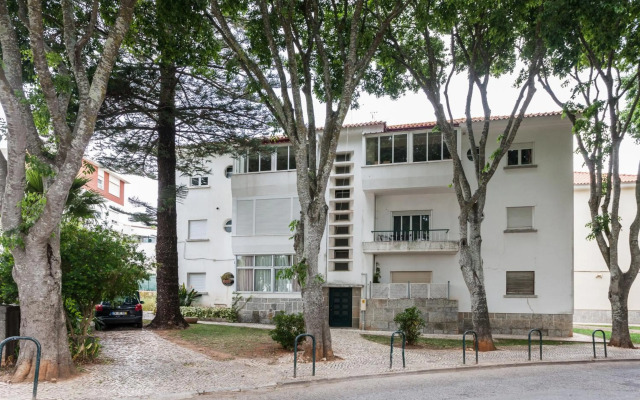 FLH Cascais Apartment with Terrace
