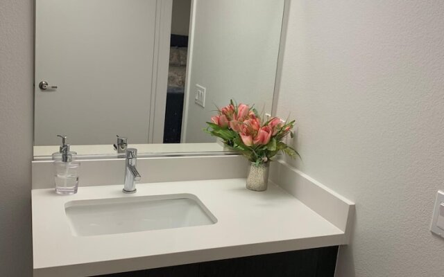 Hollywood Sweet Place