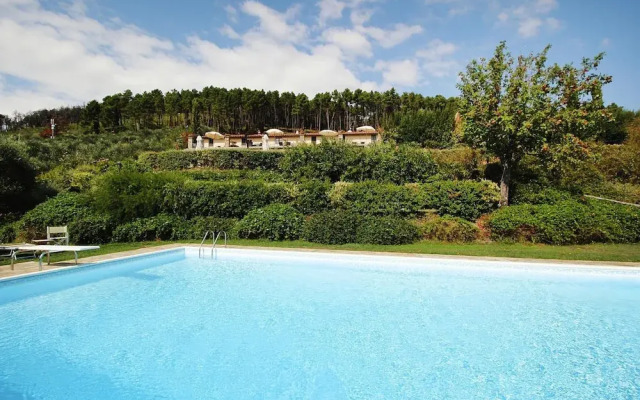 Estate in Monte Serra With Pool & Olive Views