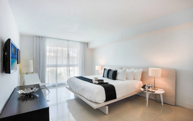 Beach Haus Bal Harbour