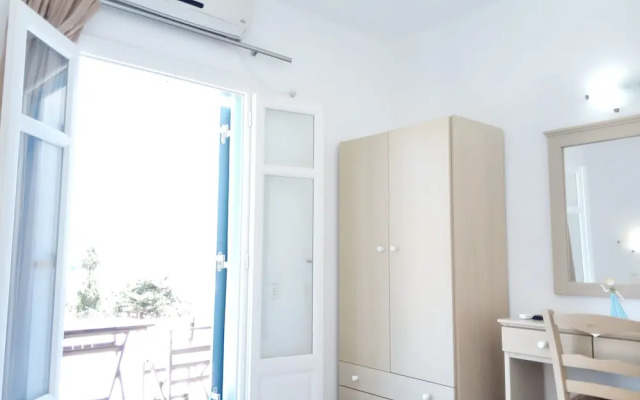 Captain Apartments Paros